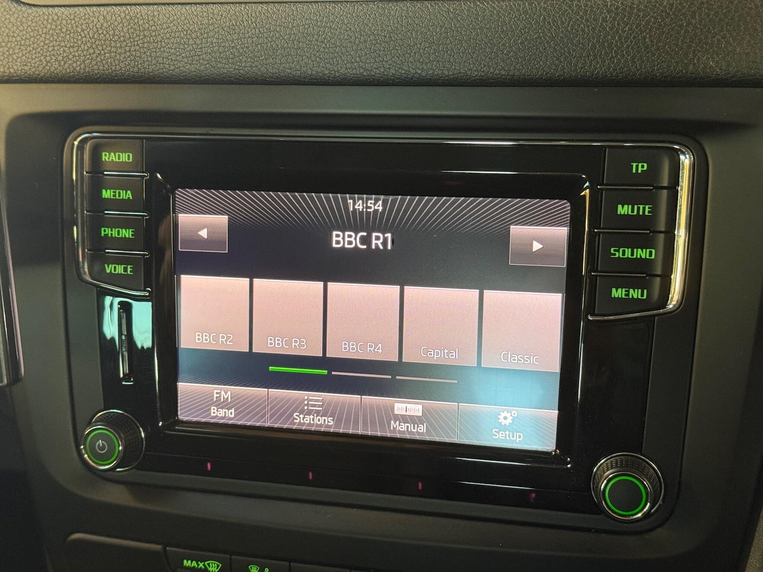 Used Skoda Yeti 2015 for sale - 77020830: Photo 30