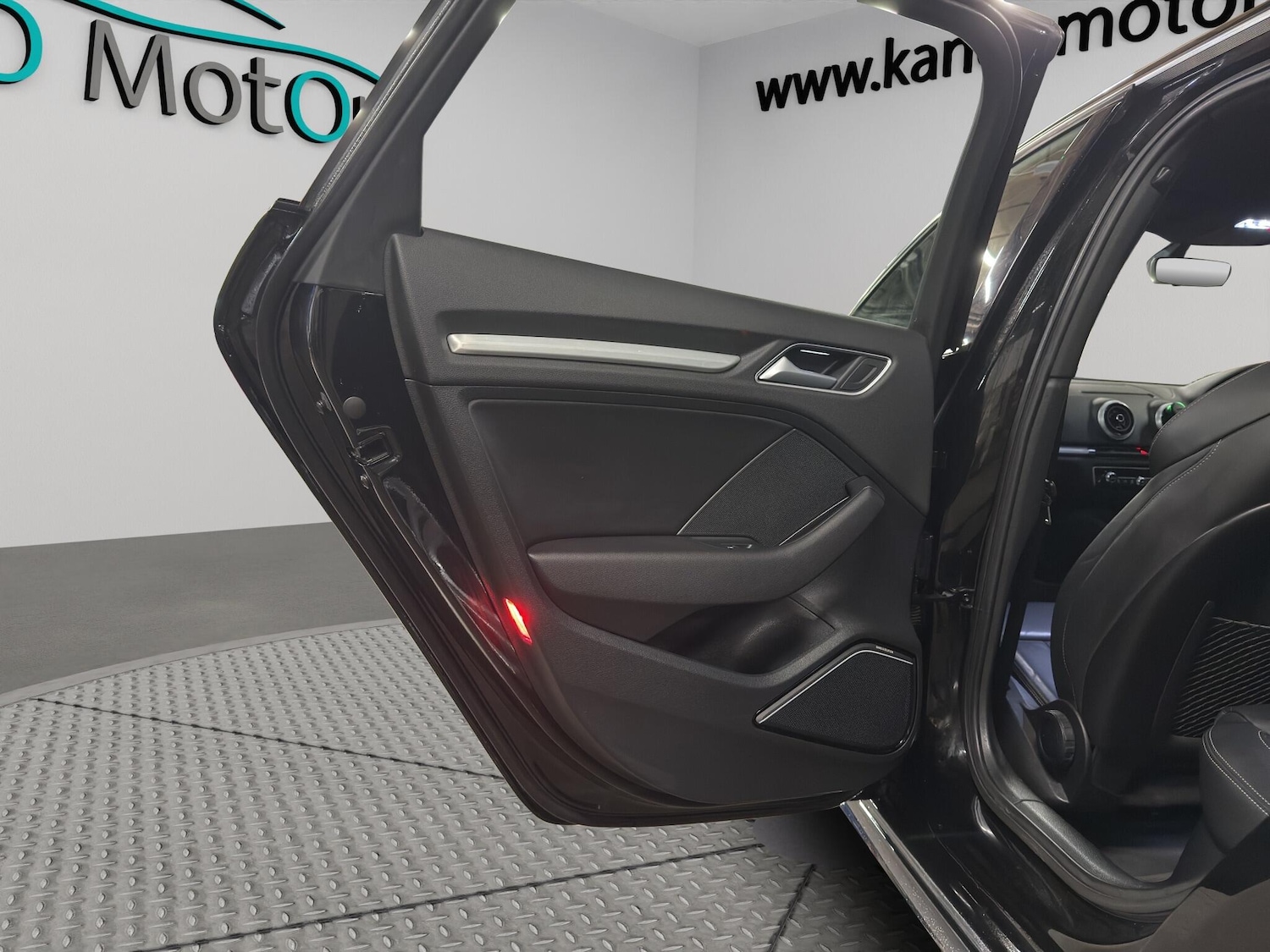 Used Audi A3 2016 for sale - 76714418: Photo 41