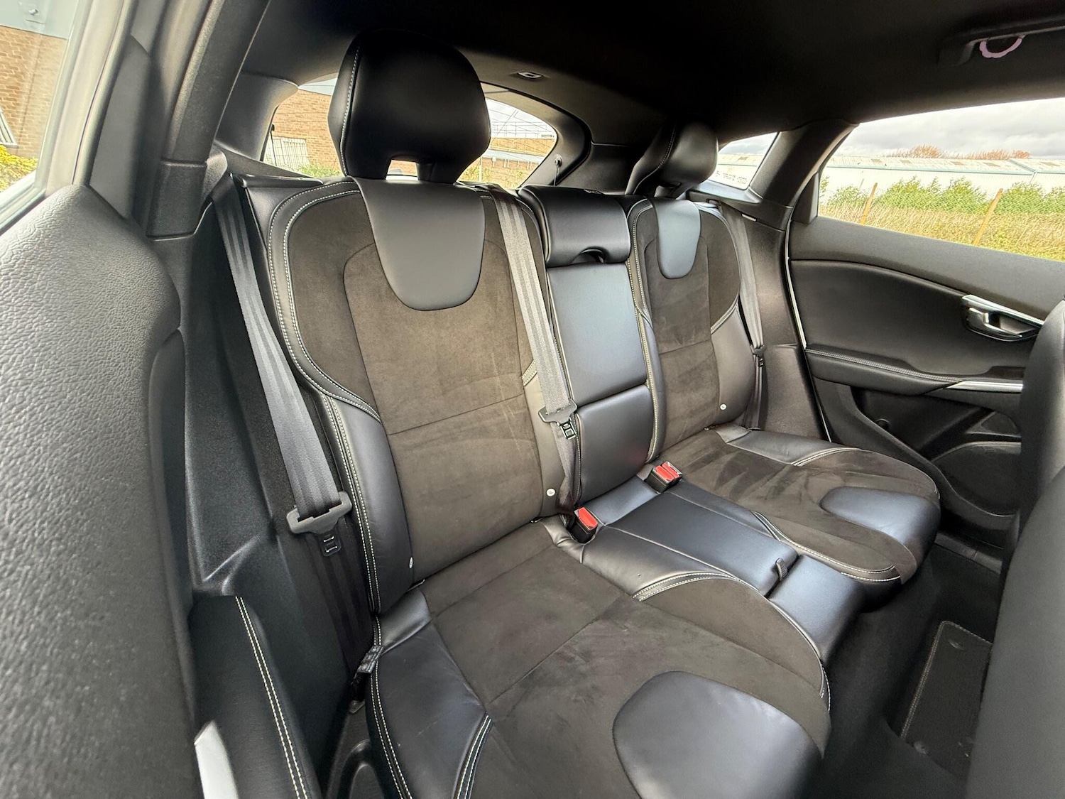 Used Volvo V40 2018 for sale - 77115912: Photo 16