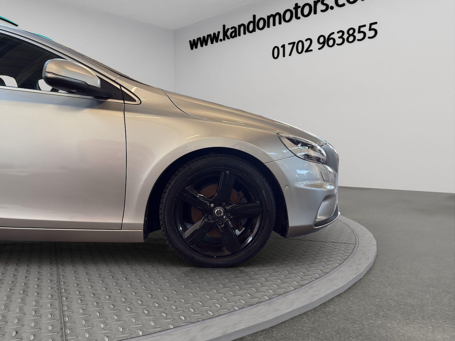 Used Volvo V40 2018 for sale - 77115912: Photo 50