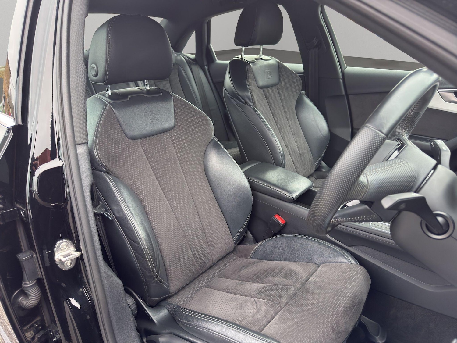 Used Audi A4 2018 for sale - 77598623: Photo 12