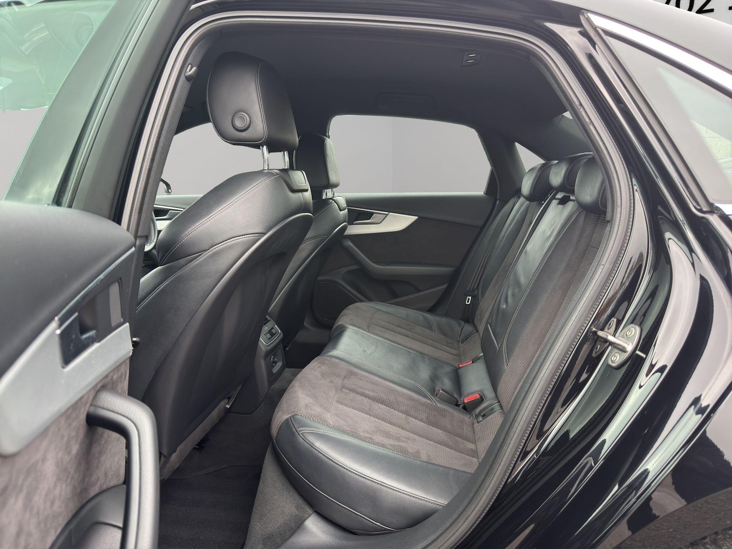 Used Audi A4 2018 for sale - 77598623: Photo 18