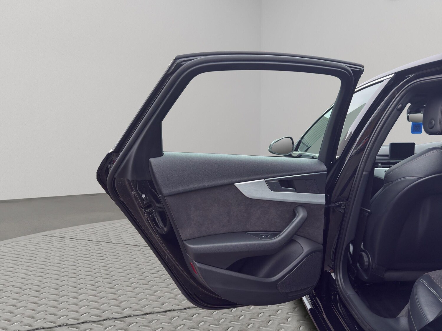 Used Audi A4 2018 for sale - 77598623: Photo 47