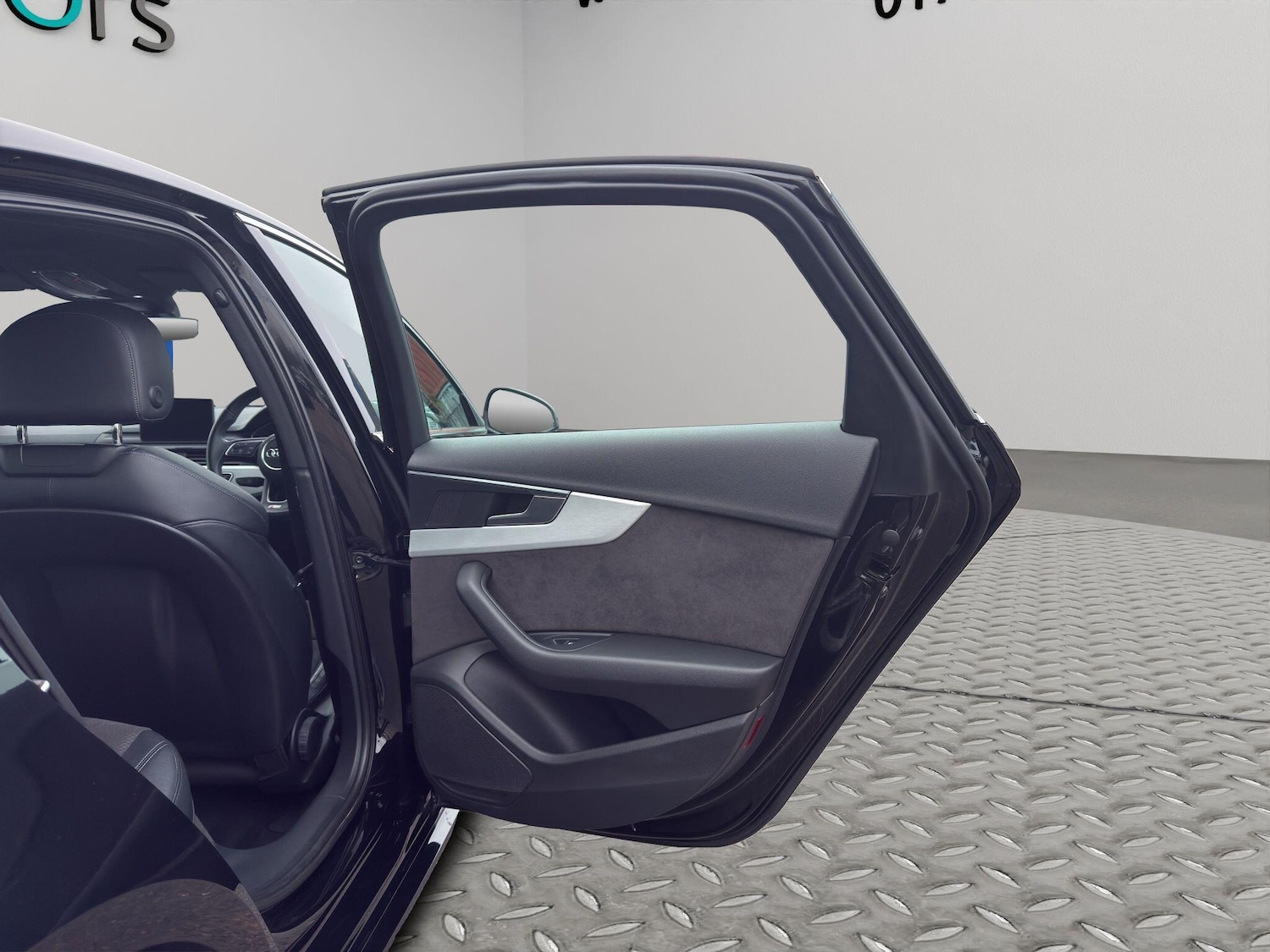 Used Audi A4 2018 for sale - 77598623: Photo 50