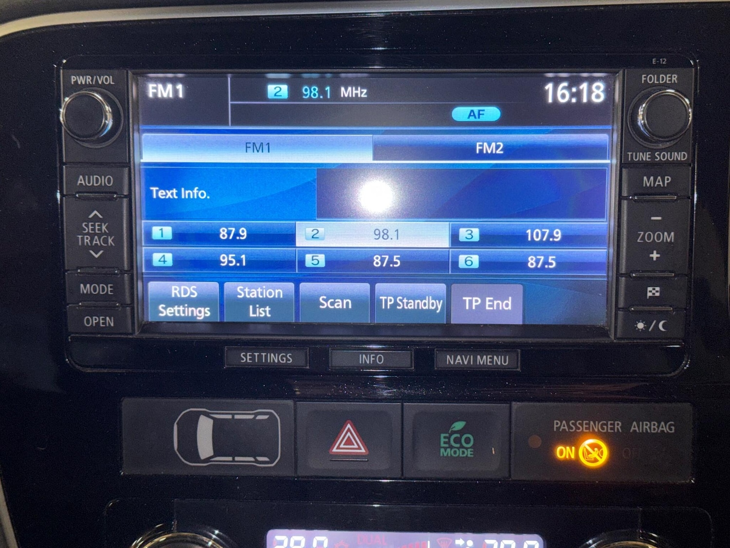 Used Mitsubishi Outlander 2015 for sale - 77021177: Photo 31