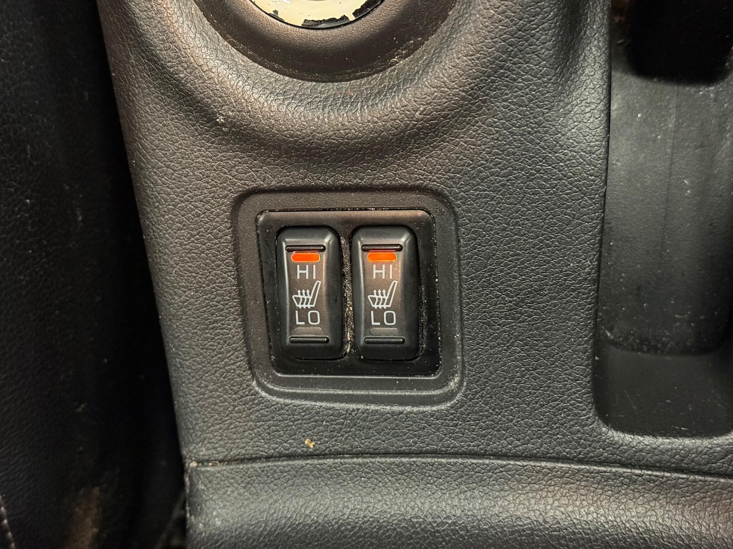 Used Mitsubishi Outlander 2015 for sale - 77021177: Photo 36