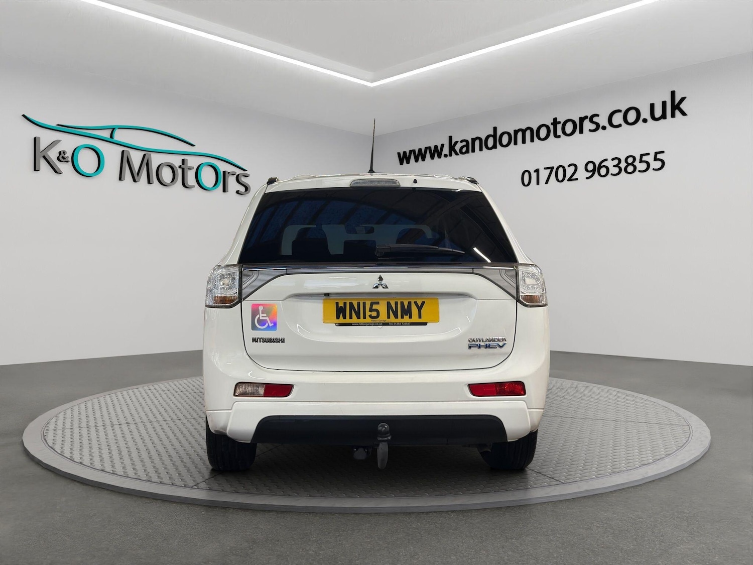 Used Mitsubishi Outlander 2015 for sale - 77021177: Photo 5