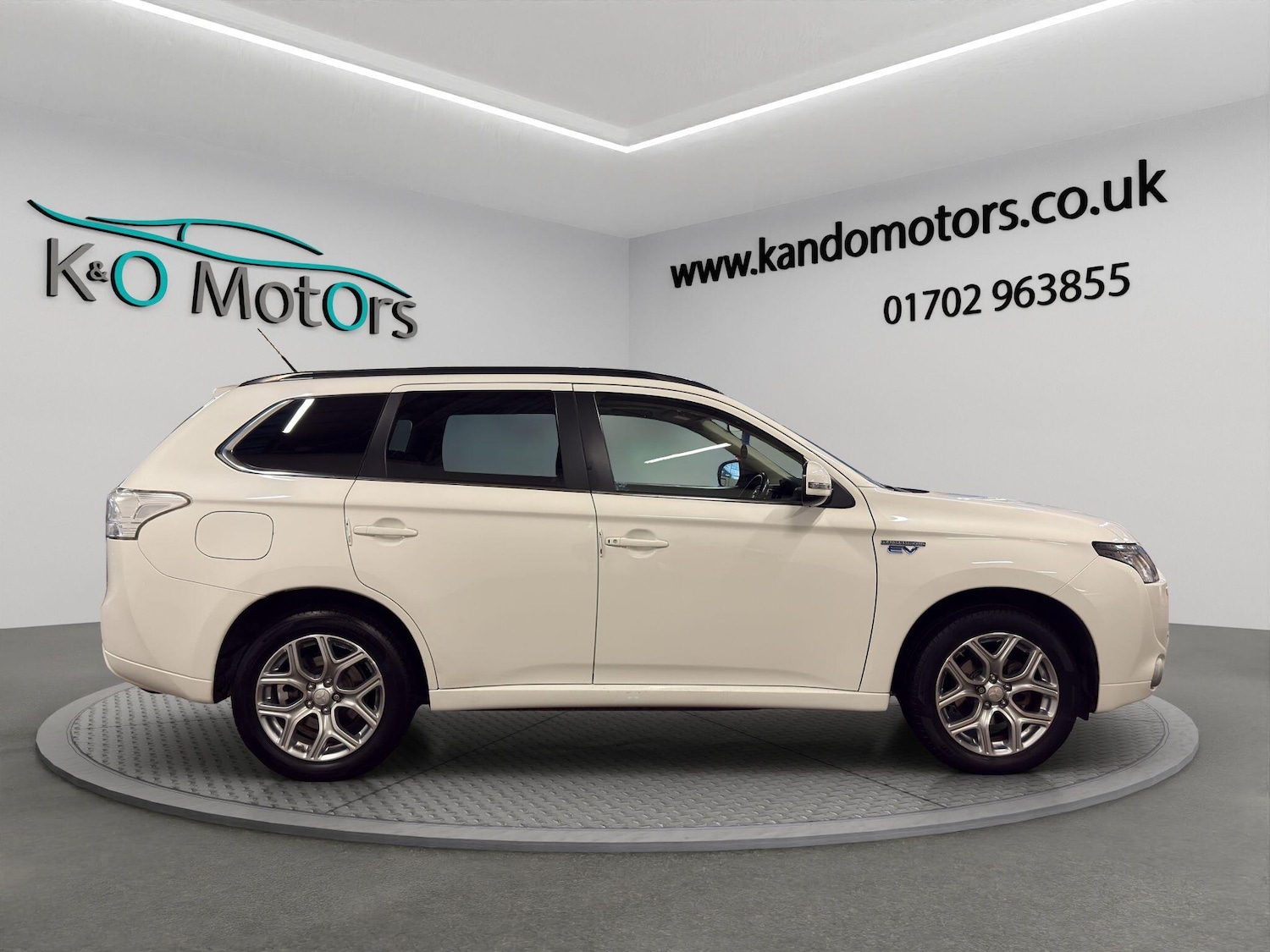 Used Mitsubishi Outlander 2015 for sale - 77021177: Photo 7