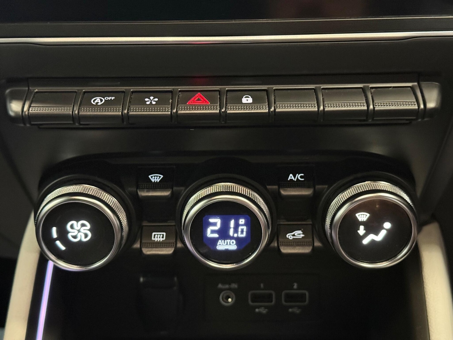 Used Renault Clio 2021 for sale - 76409082: Photo 32