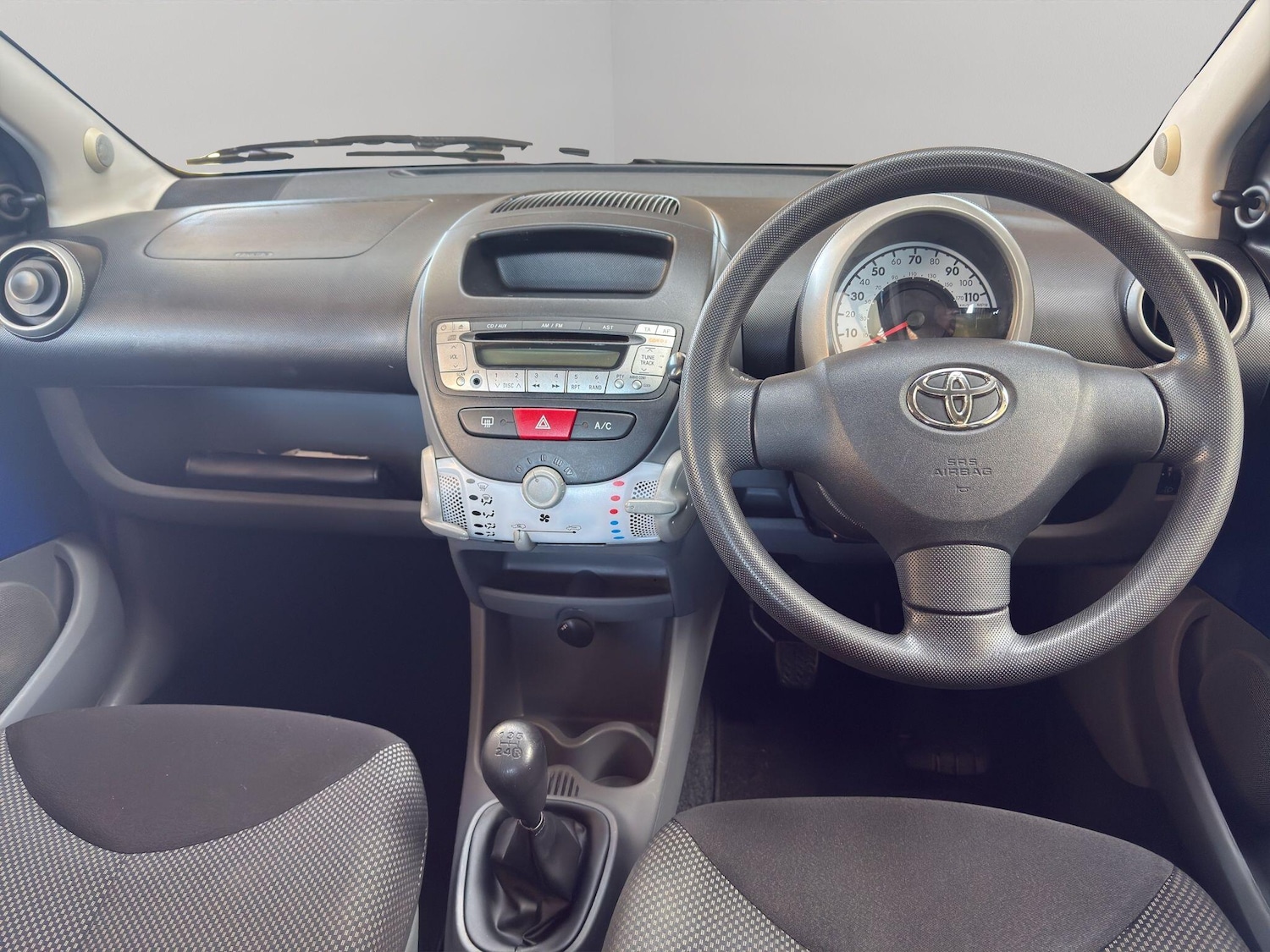 Used Toyota AYGO for sale - 78035058: Photo 2