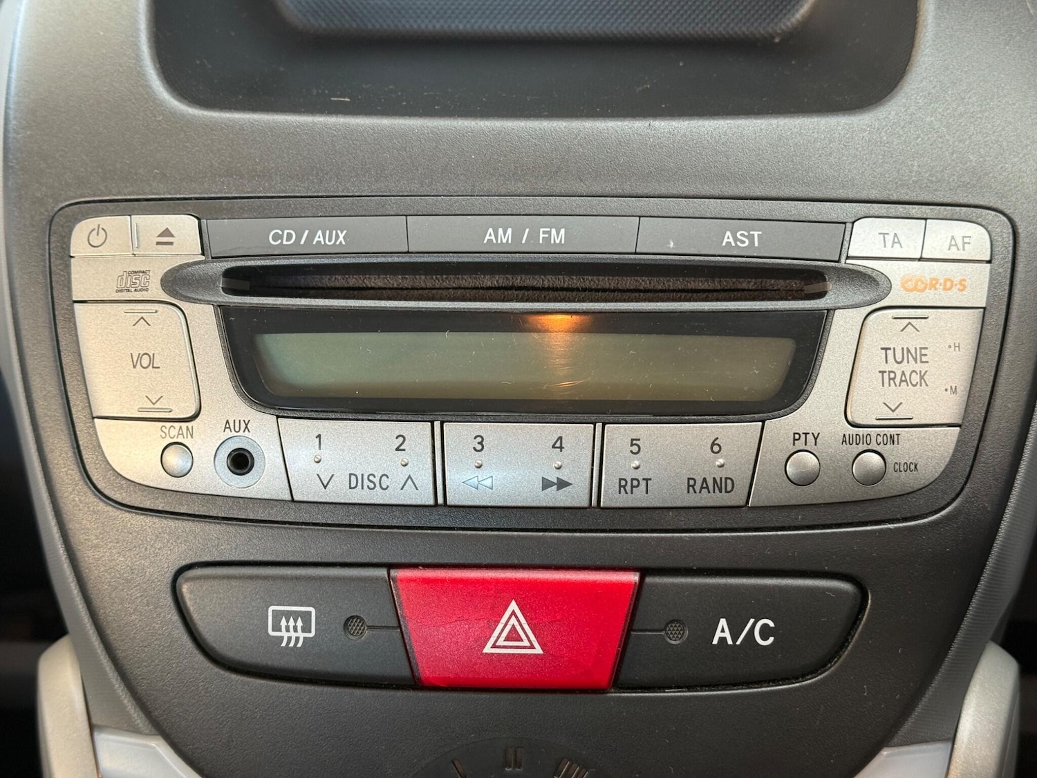 Used Toyota AYGO for sale - 78035058: Photo 27