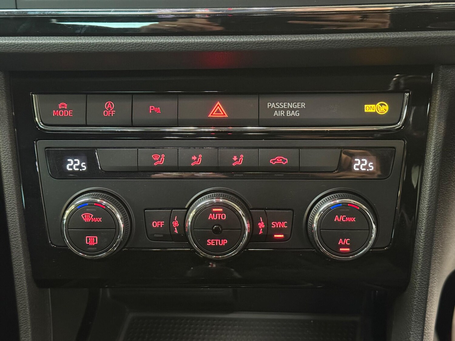 Used SEAT Leon 2018 for sale - 77484153: Photo 42