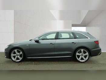 Used Audi A4 Avant 2020 for sale - 78586510: Photo