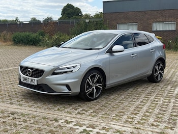 Volvo - V40