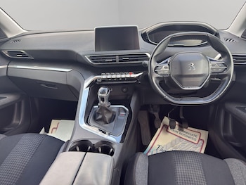 Used Peugeot 3008 2017 for sale - 79224428: Photo