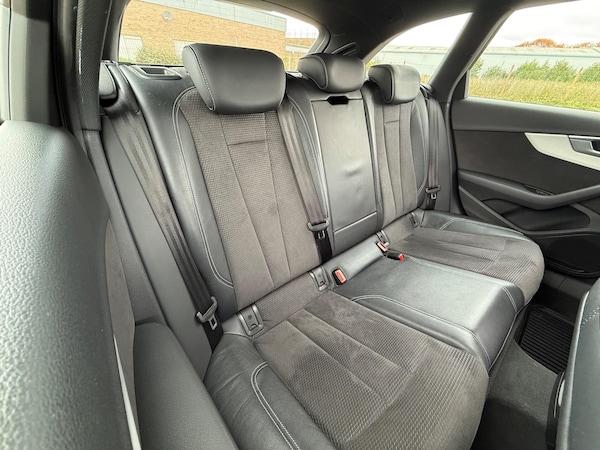 Used Audi A4 Avant 2017 for sale - 76259849: Photo 16