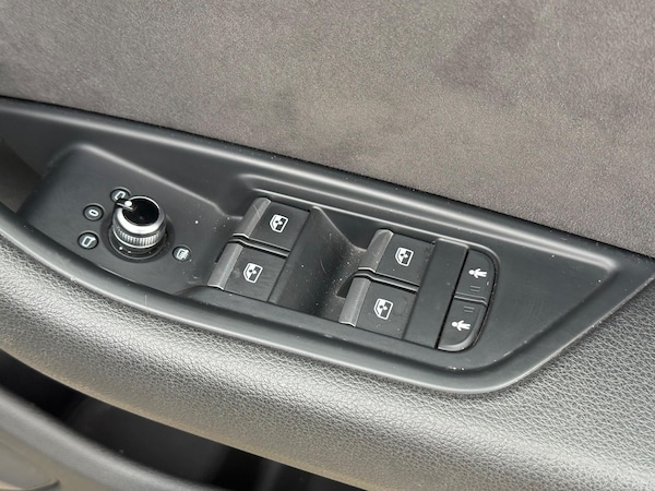 Used Audi A4 Avant 2017 for sale - 76259849: Photo 43