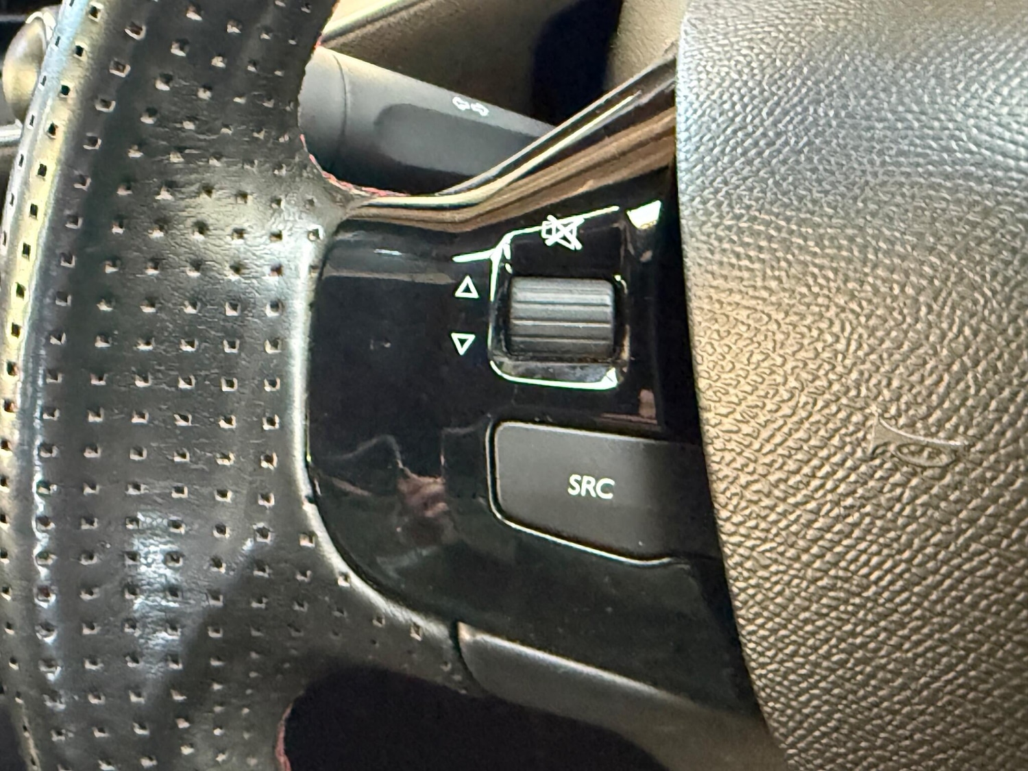 Used Peugeot 308 2016 for sale - 78034090: Photo 20