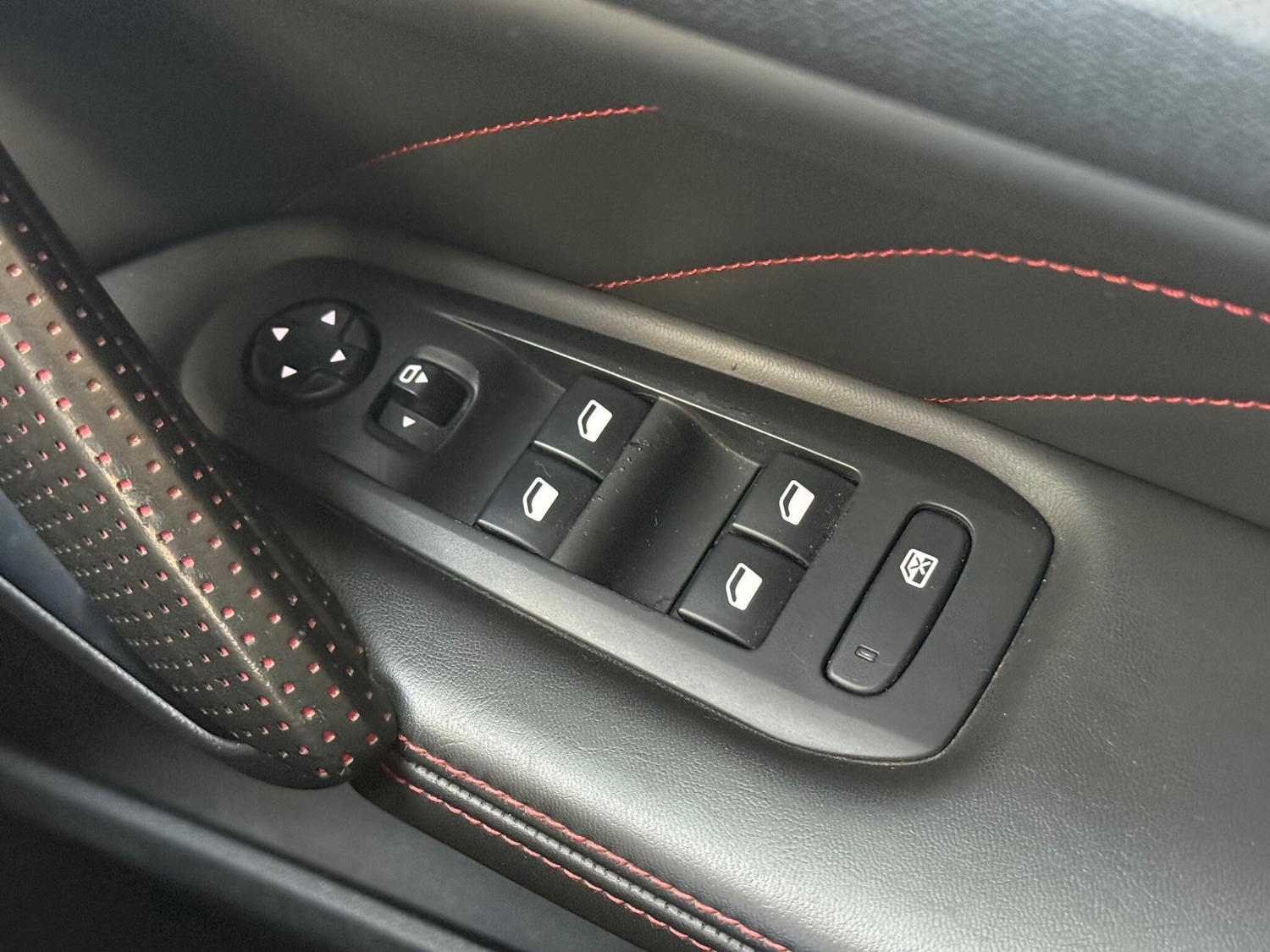 Used Peugeot 308 2016 for sale - 78034090: Photo 30