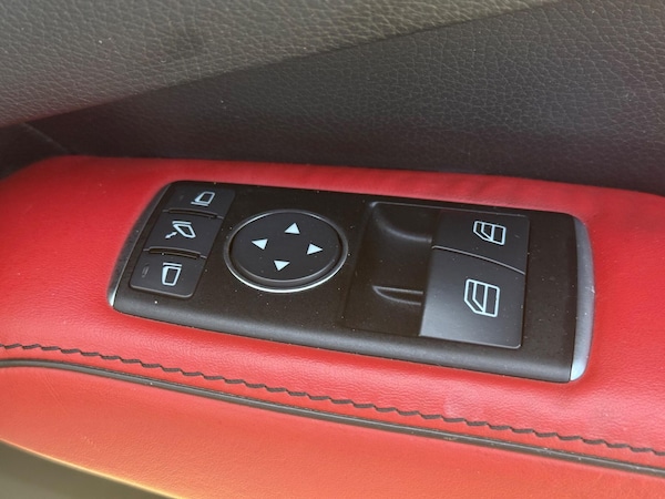 Used Mercedes-Benz SL 2013 for sale - 76060122: Photo 50