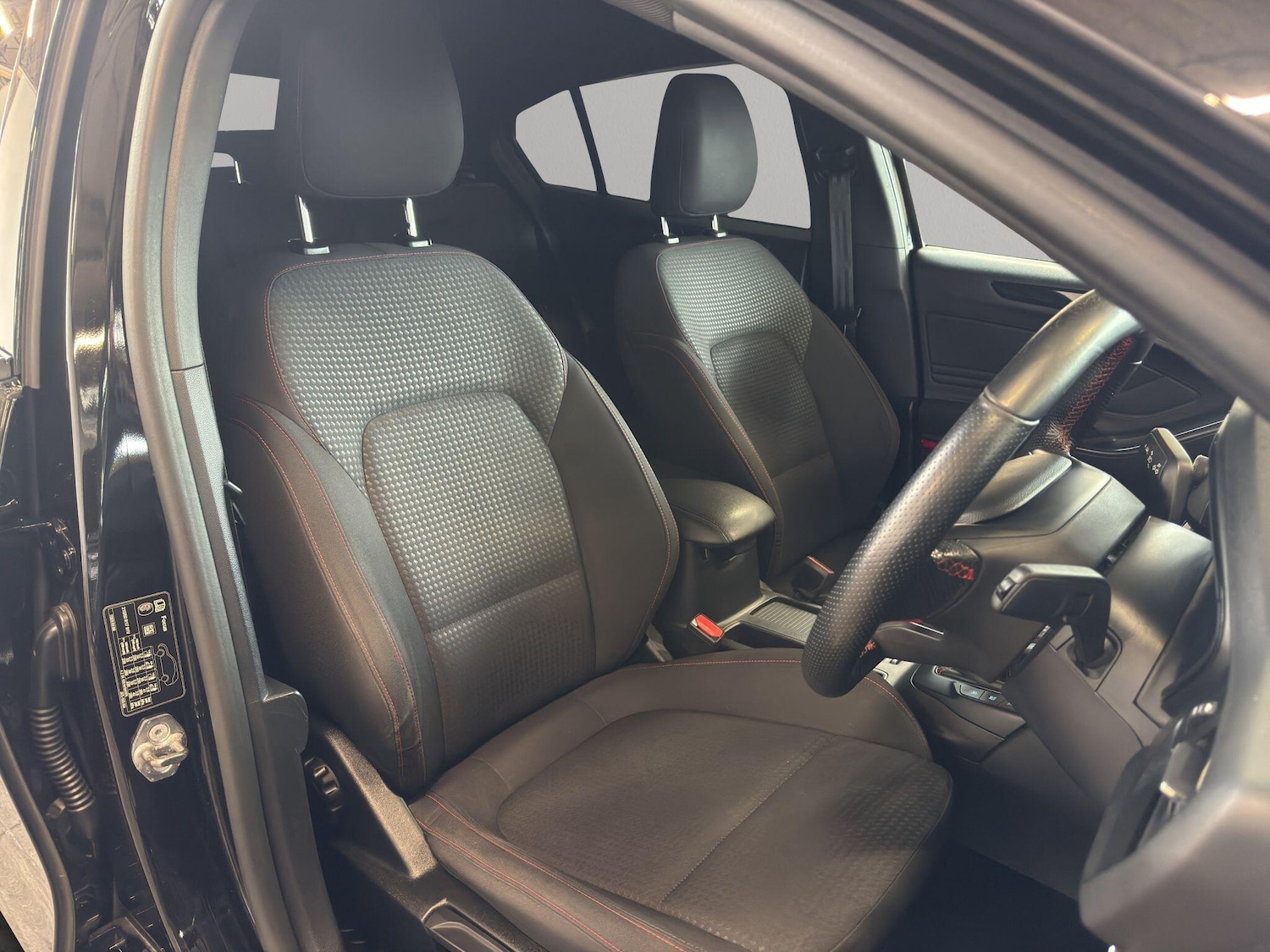 Used Ford Focus 2021 for sale - 78204341: Photo 12