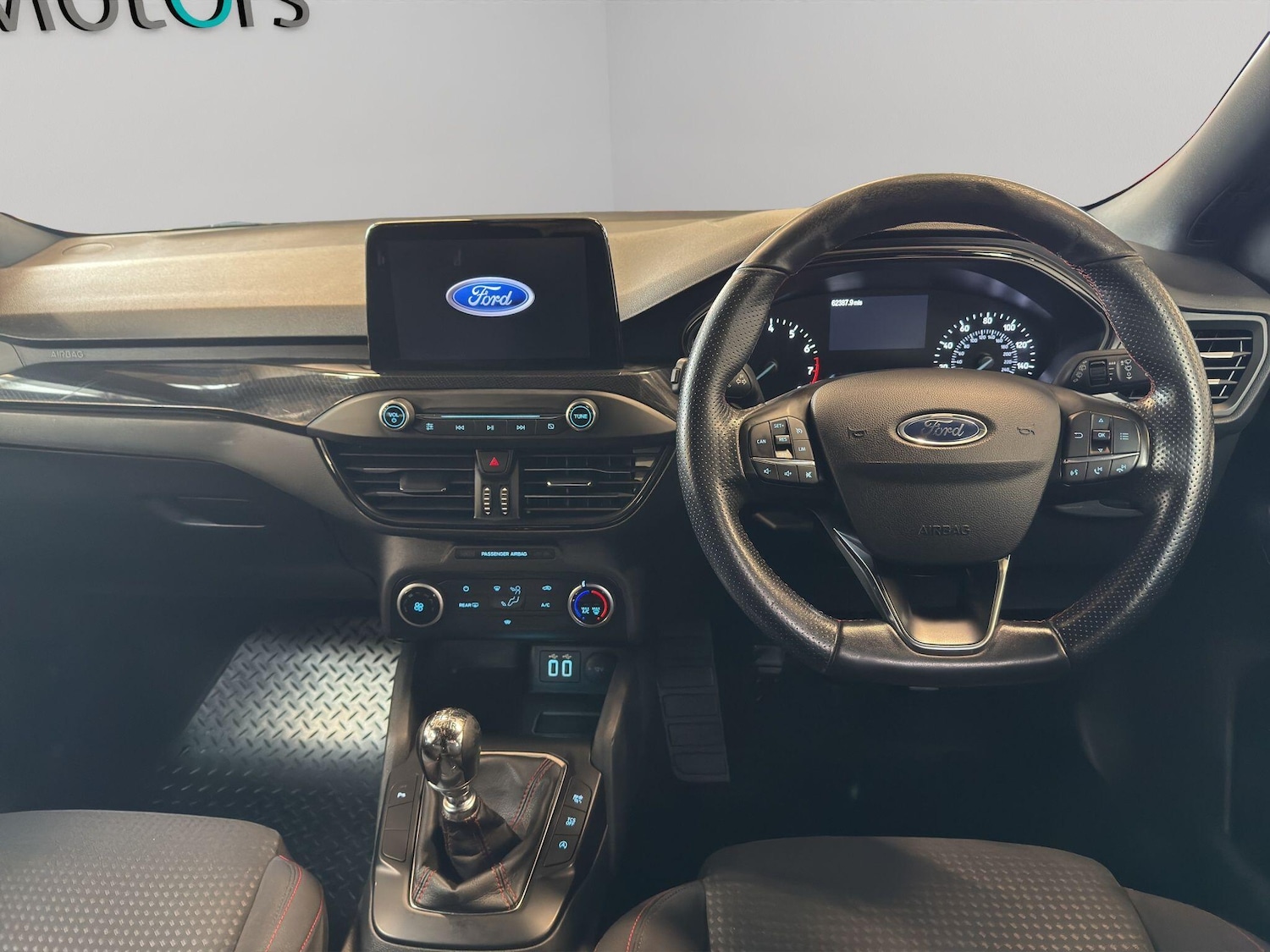 Used Ford Focus 2021 for sale - 78204341: Photo 2