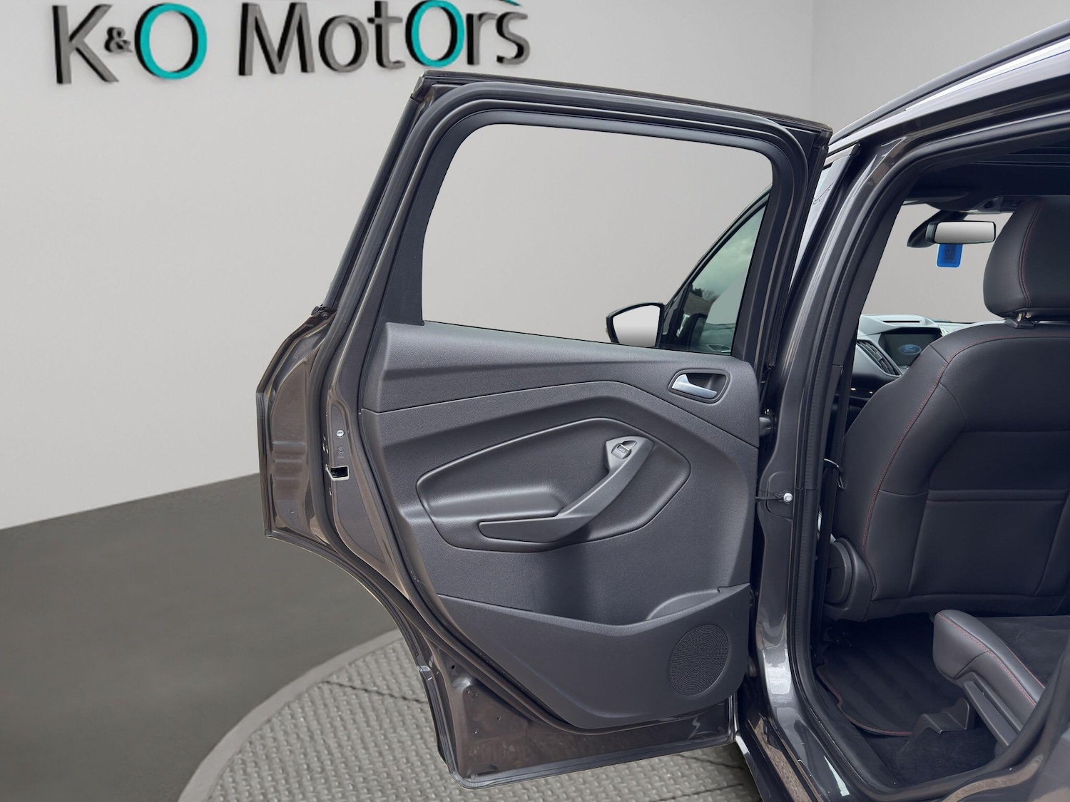 Used Ford Kuga for sale - 78116470: Photo 41