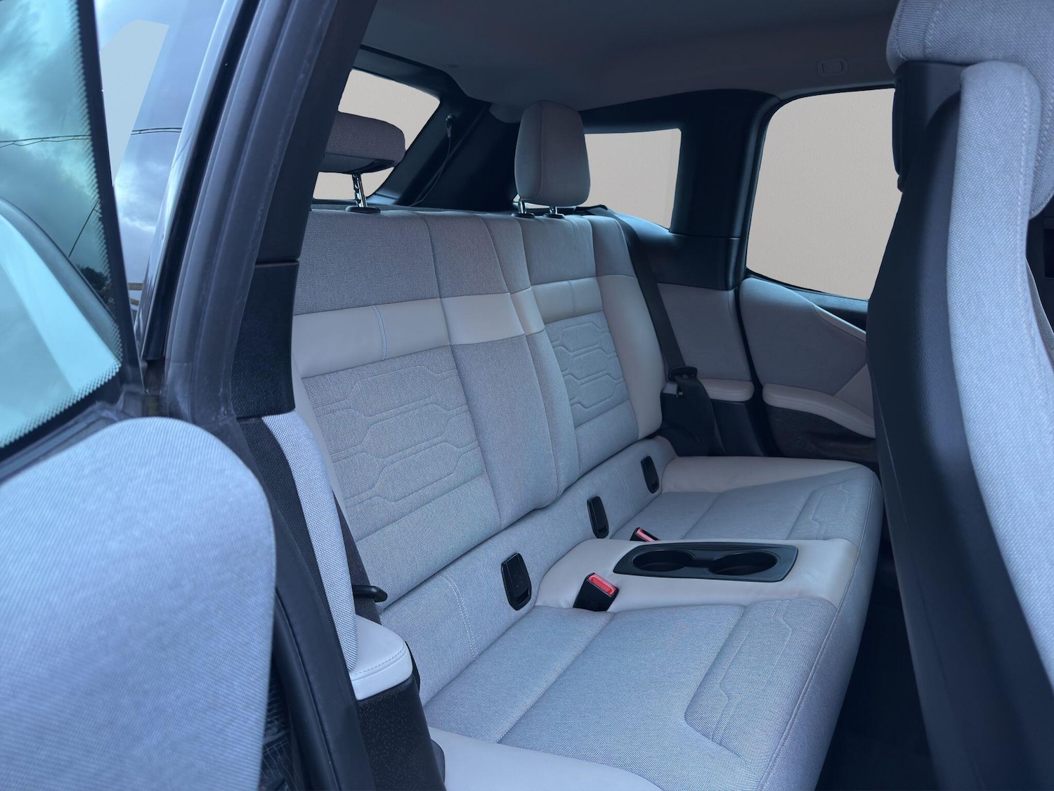 Used BMW i3 2017 for sale - 76850472: Photo 16