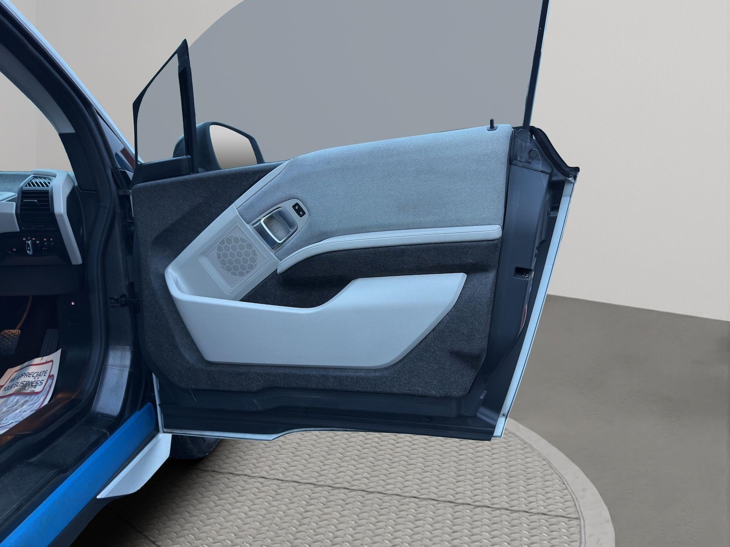 Used BMW i3 2017 for sale - 76850472: Photo 47