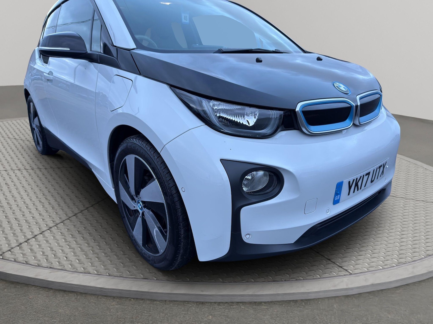 Used BMW i3 2017 for sale - 76850472: Photo 49