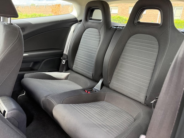 Used Volkswagen Scirocco 2012 for sale - 75714372: Photo 16
