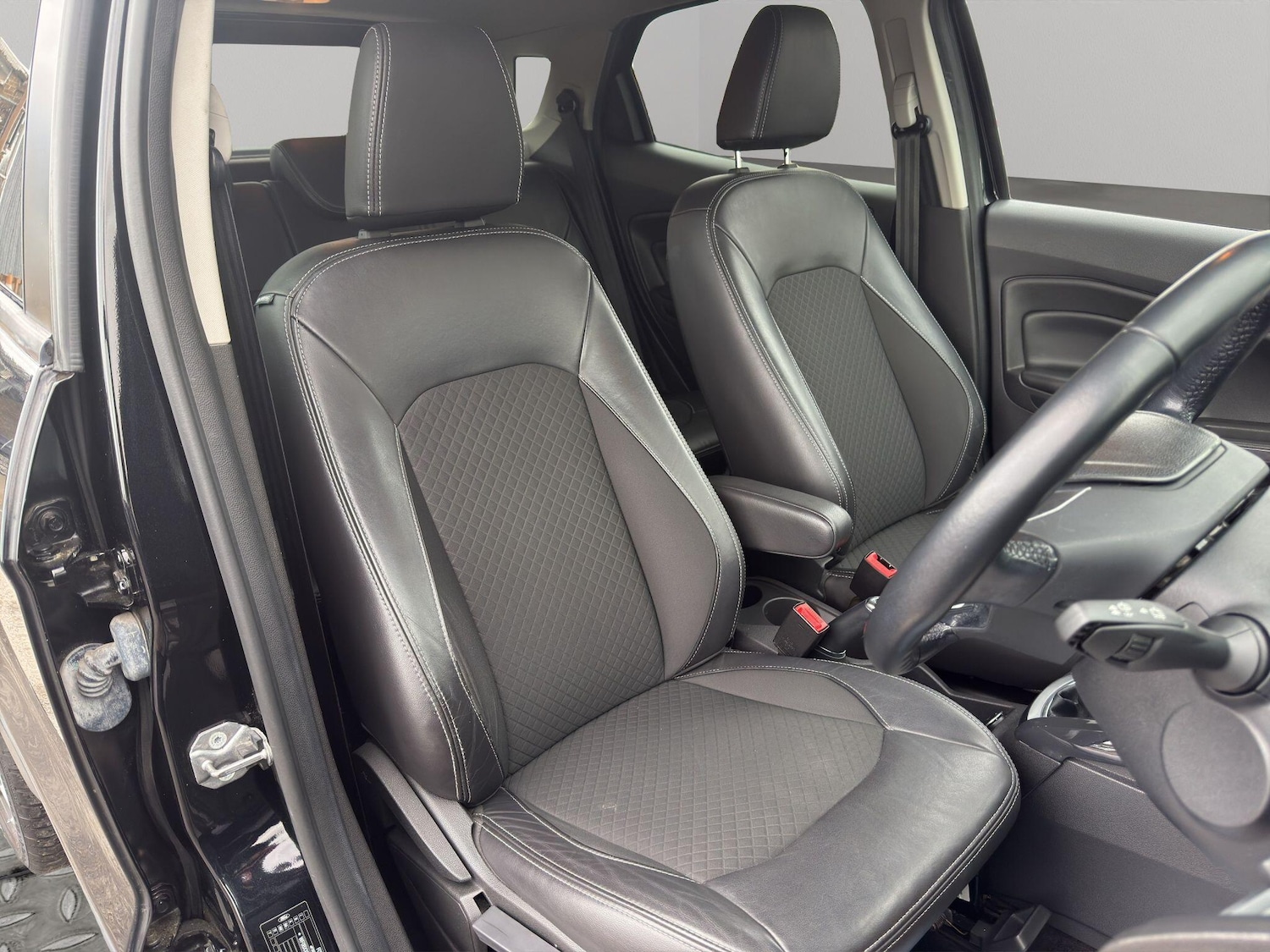 Used Ford Ecosport 2016 for sale - 77598167: Photo 12