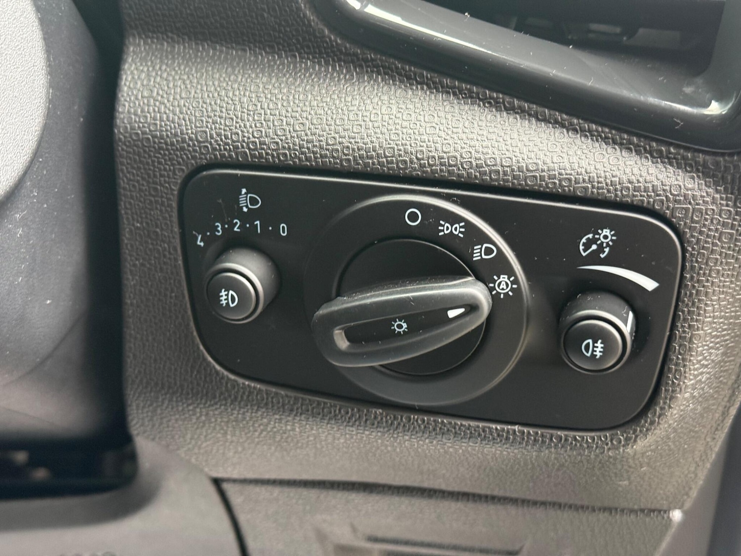 Used Ford Ecosport 2016 for sale - 77598167: Photo 37