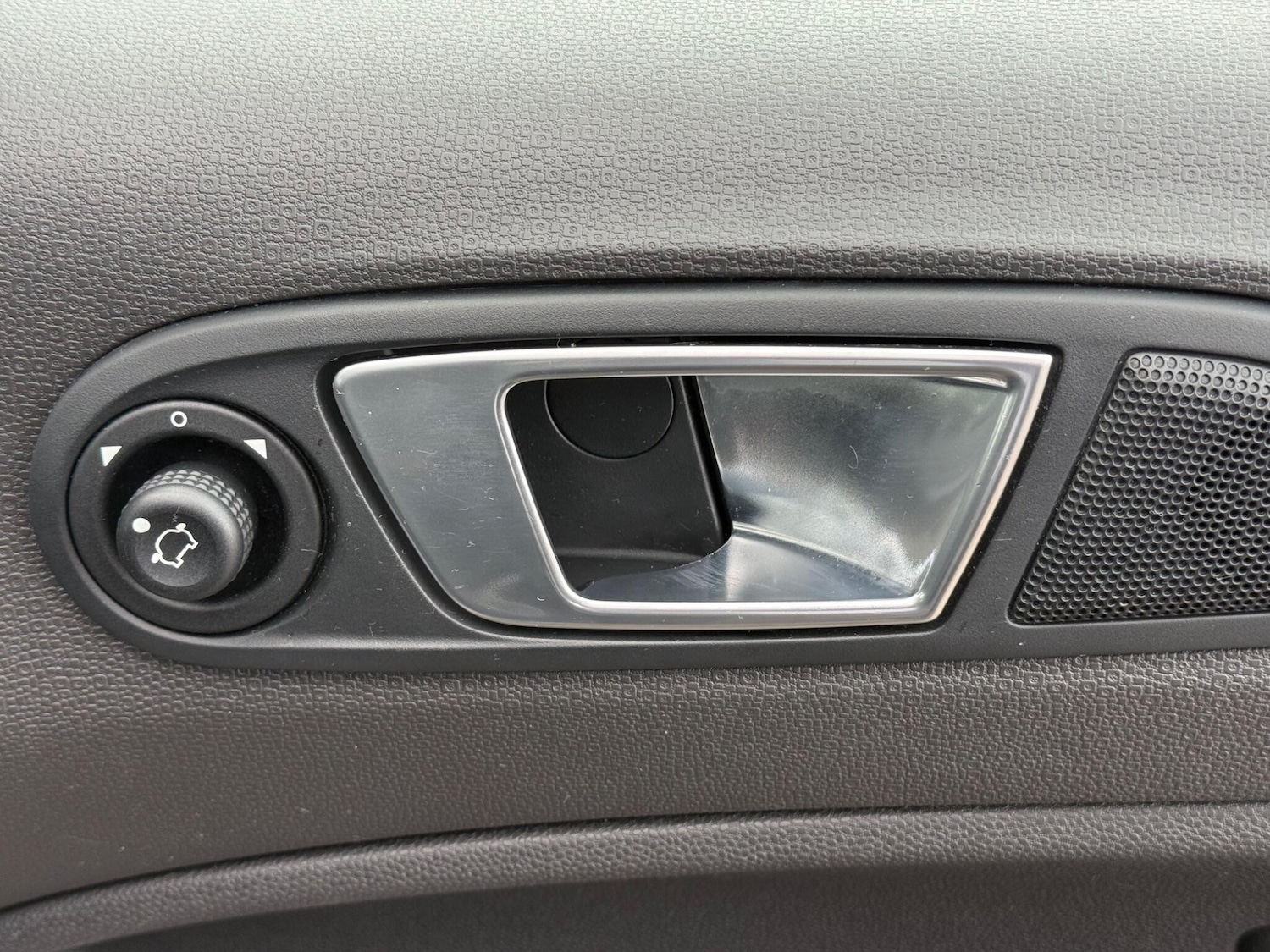 Used Ford Ecosport 2016 for sale - 77598167: Photo 38