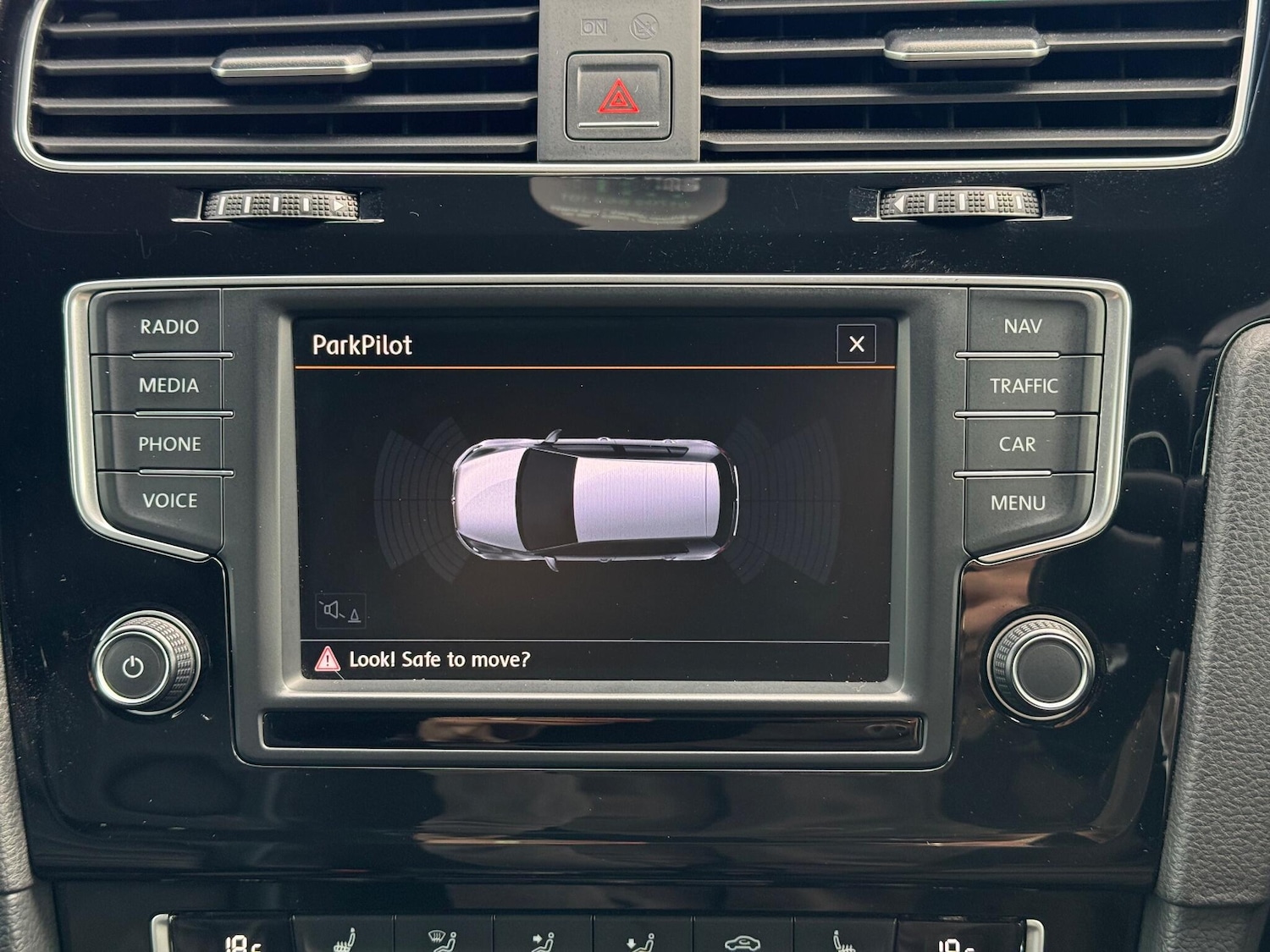 Used Volkswagen Golf 2016 for sale - 76348868: Photo 30