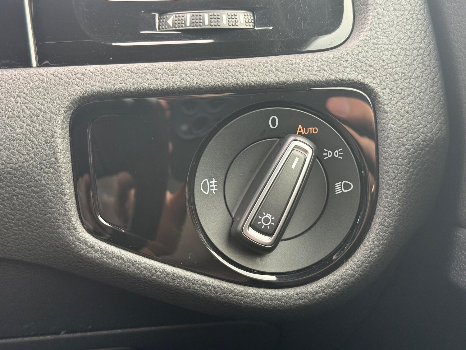 Used Volkswagen Golf 2016 for sale - 76348868: Photo 33