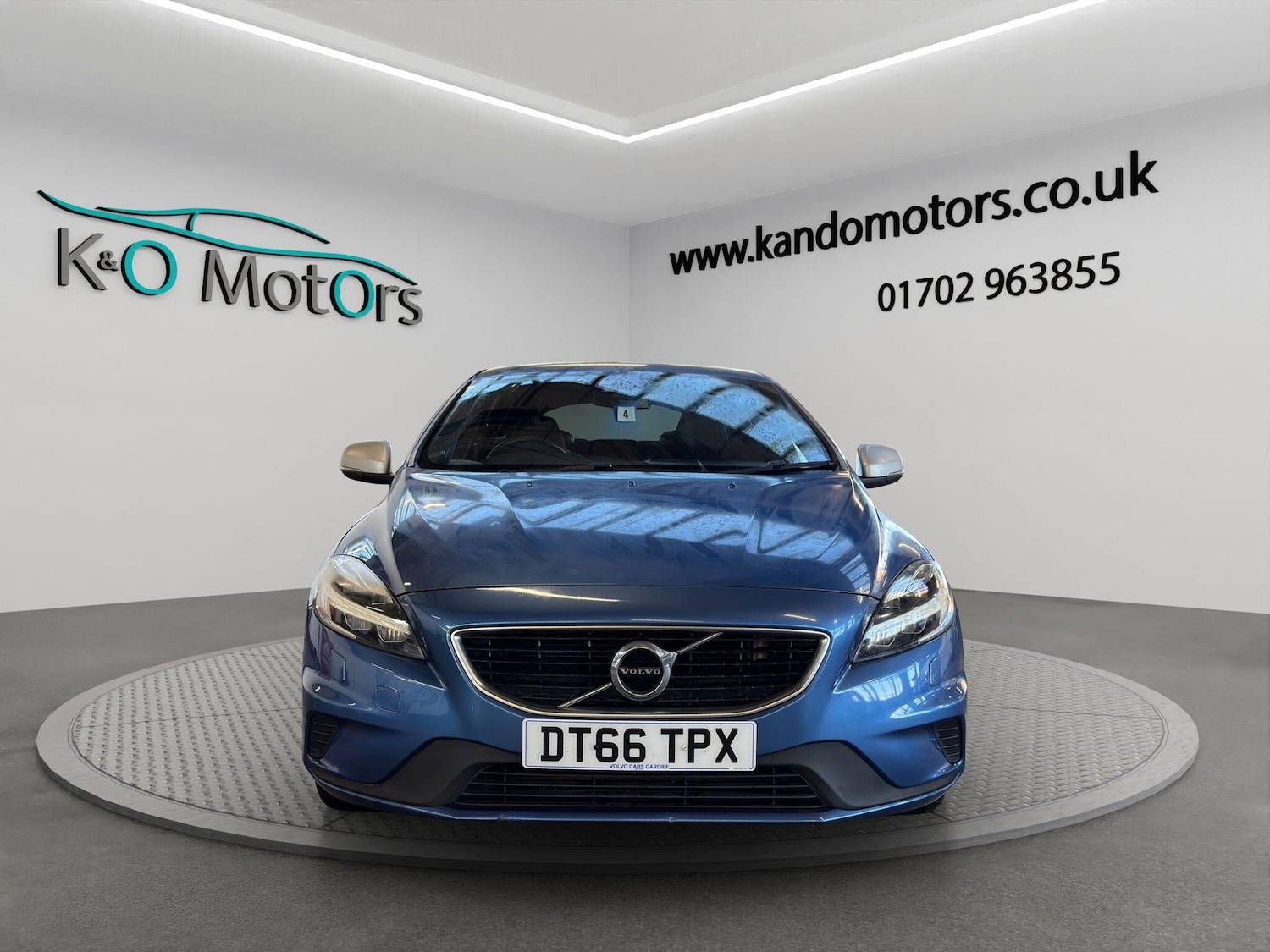 Used Volvo V40 2017 for sale - 76927006: Photo 10