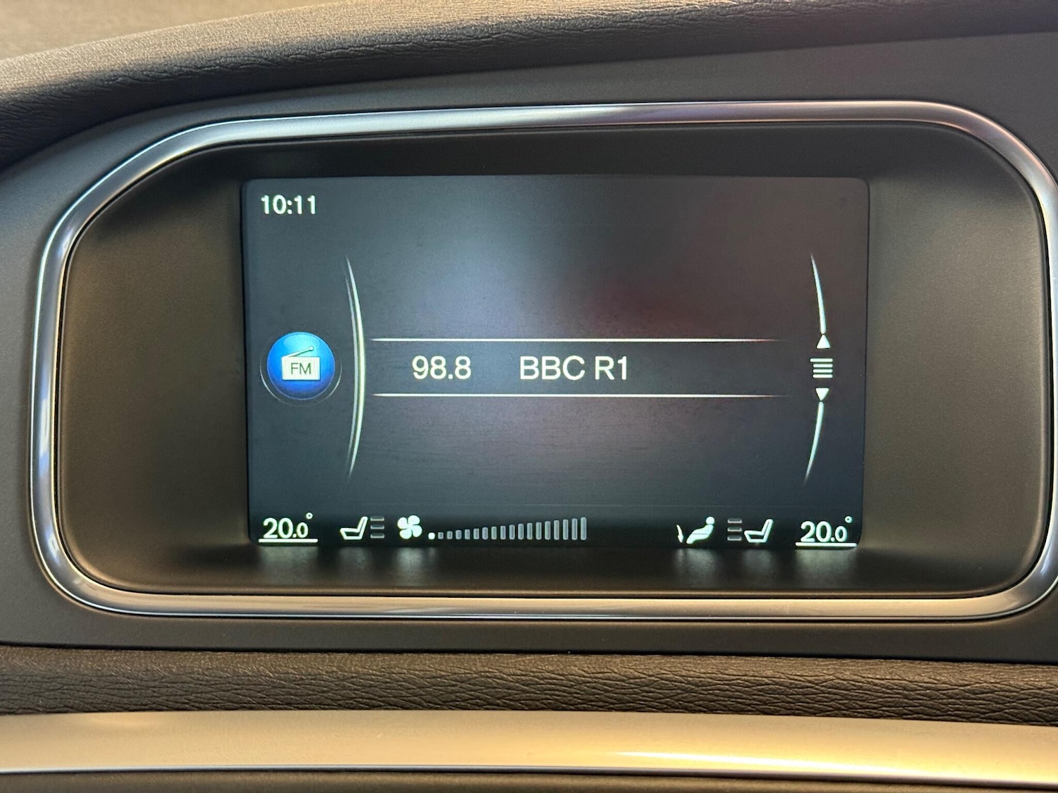 Used Volvo V40 2017 for sale - 76927006: Photo 33