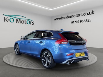 Used Volvo V40 2017 for sale - 76927006: Photo