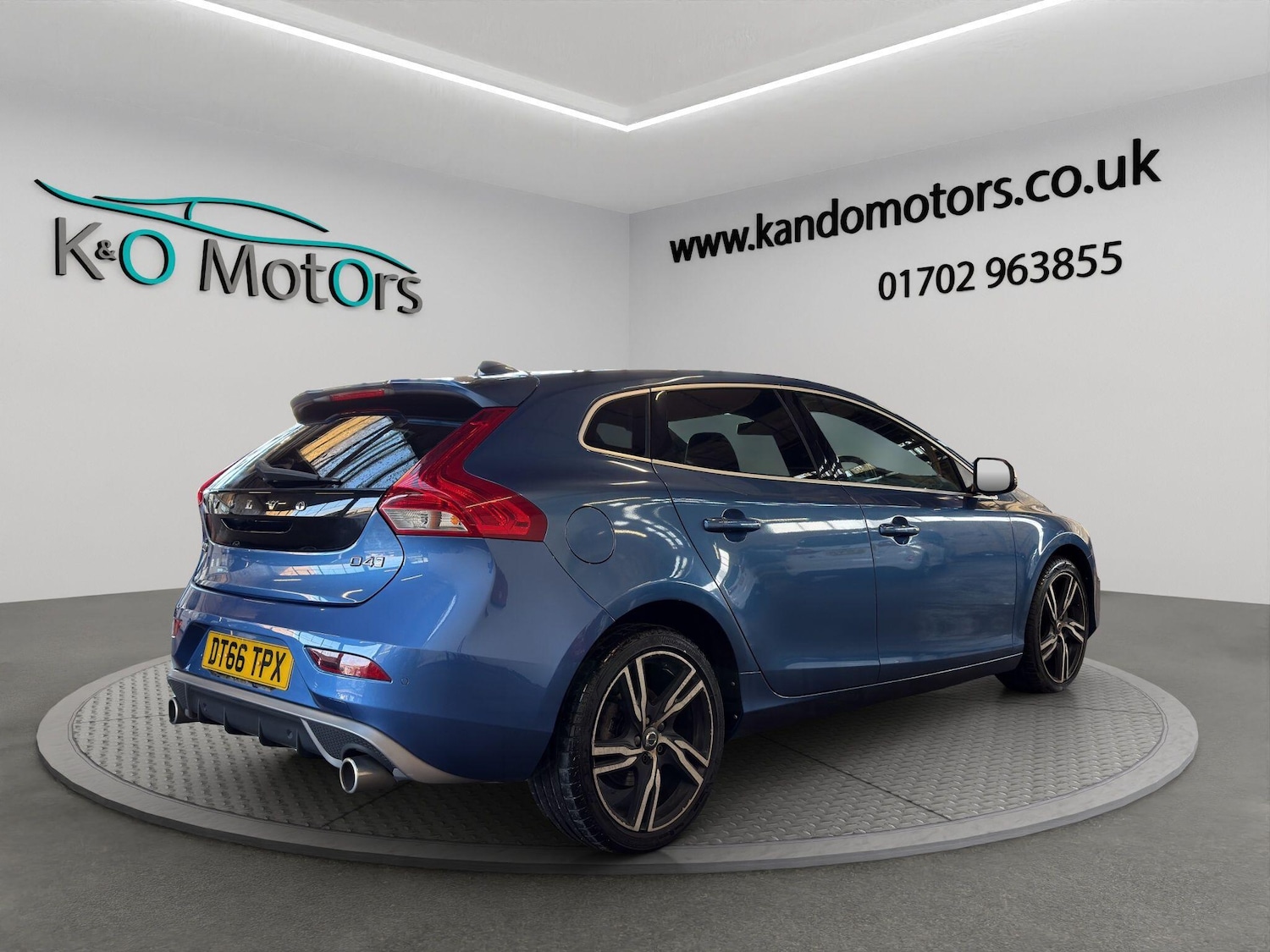 Used Volvo V40 2017 for sale - 76927006: Photo 6