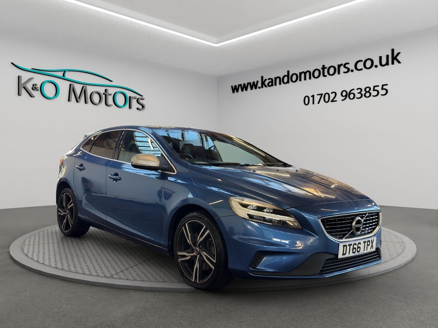Used Volvo V40 2017 for sale - 76927006: Photo 8