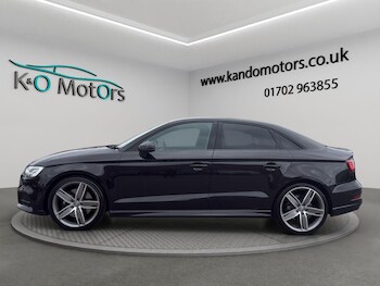 Used Audi A3 2018 for sale - 77852744: Photo