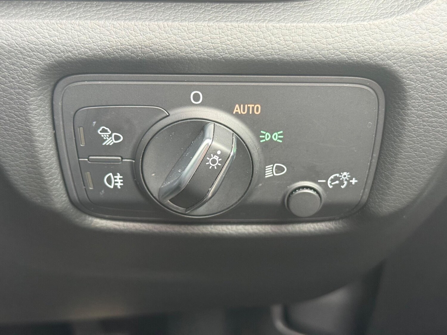 Used Audi A3 2018 for sale - 77852744: Photo 40