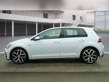 Used Volkswagen Golf 2018 for sale - 77469319: Photo
