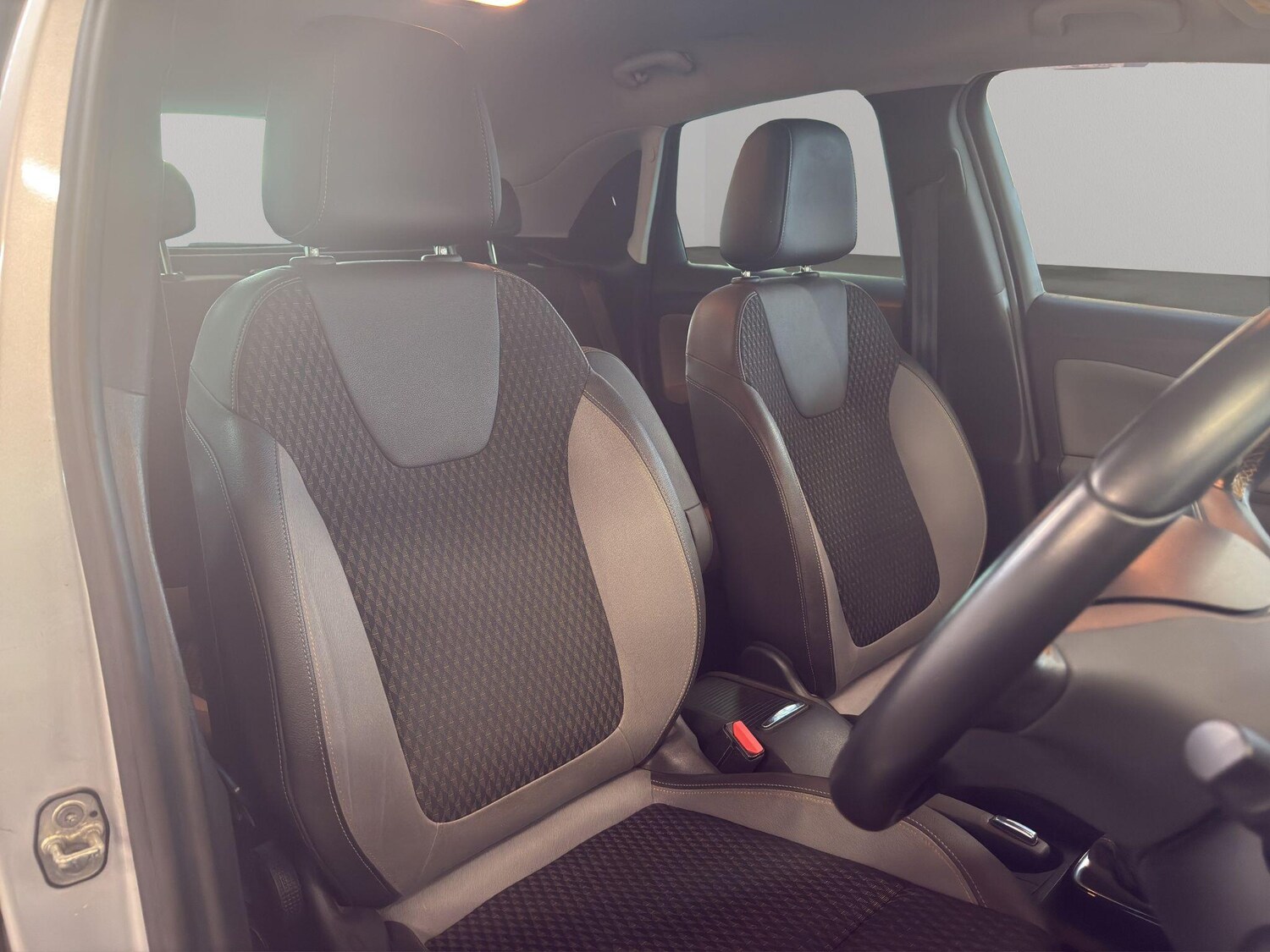 Used Vauxhall Crossland X 2017 for sale - 76409159: Photo 12