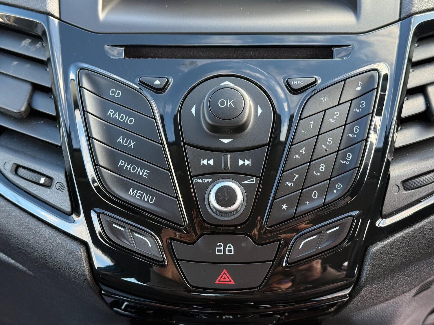 Used Ford Fiesta for sale - 77278644: Photo 24