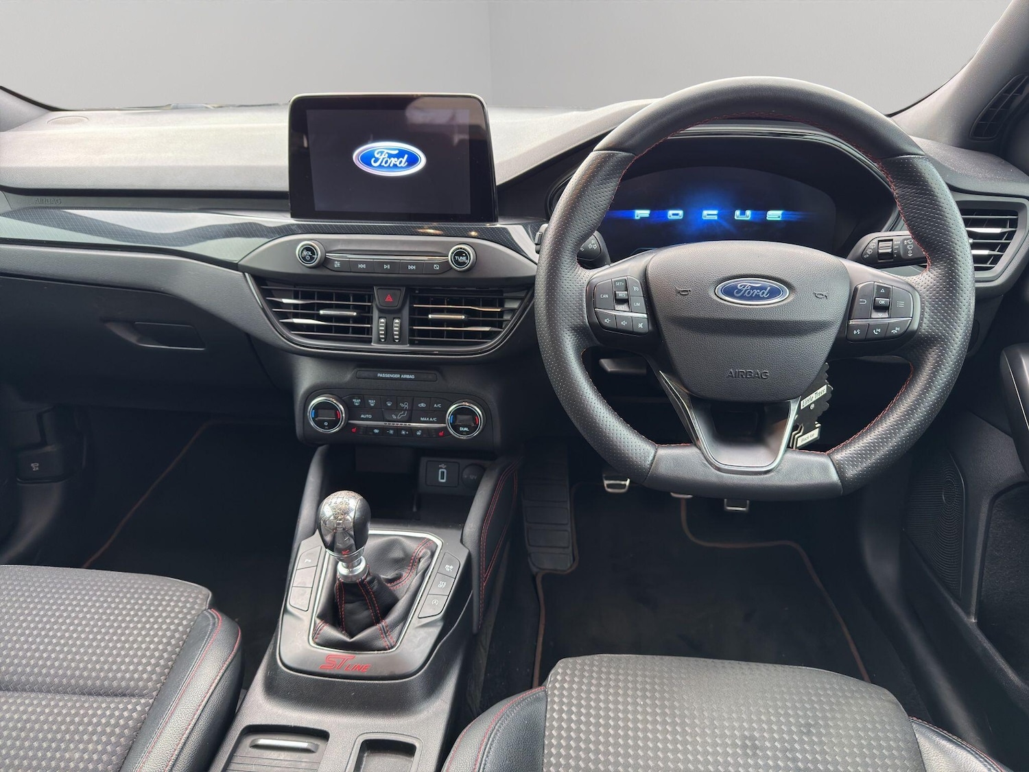 Used Ford Focus 2020 for sale - 77115904: Photo 2