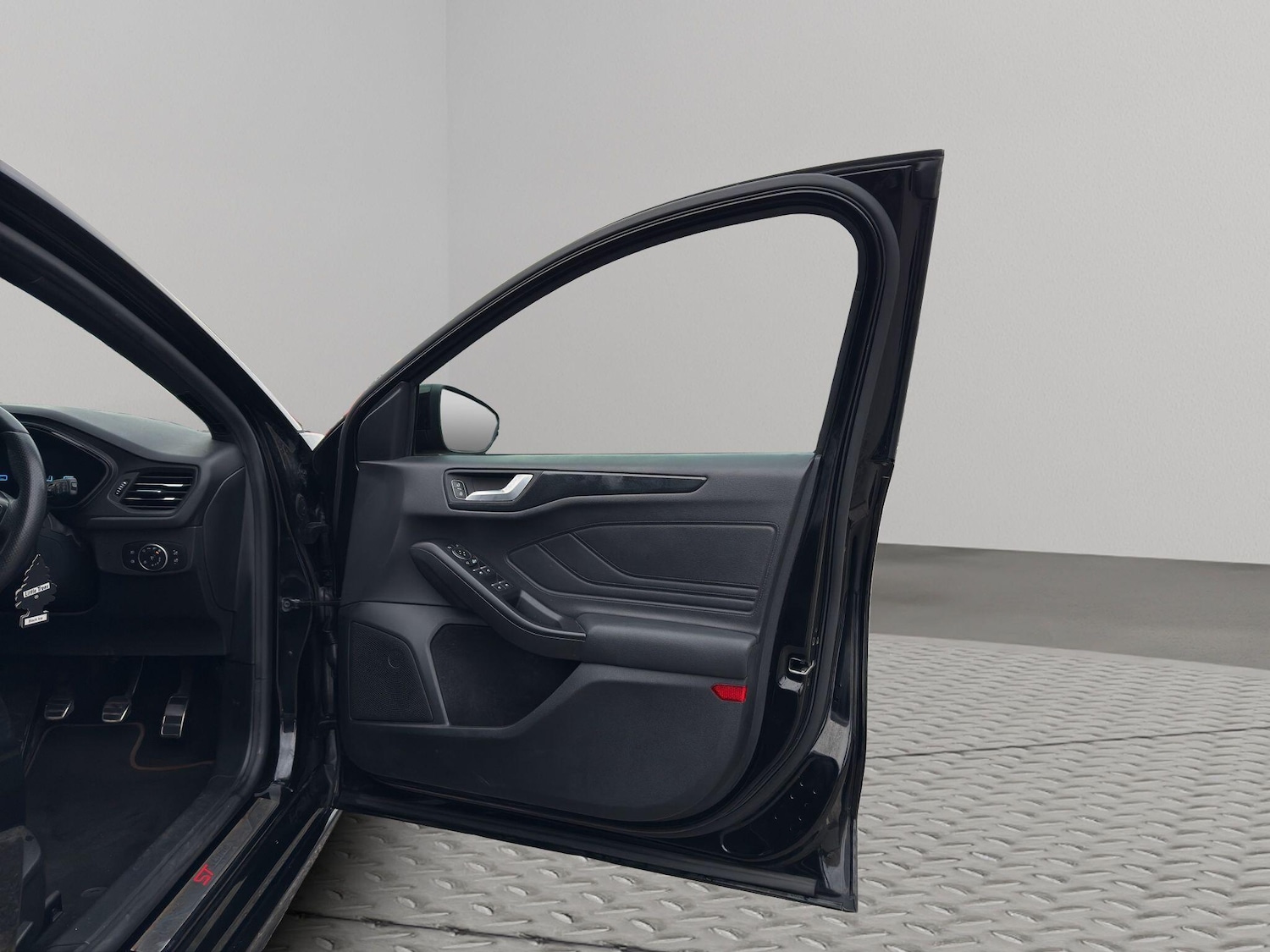 Used Ford Focus 2020 for sale - 77115904: Photo 47