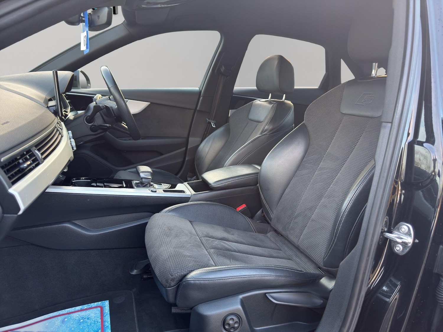 Used Audi A4 2020 for sale - 77020914: Photo 14