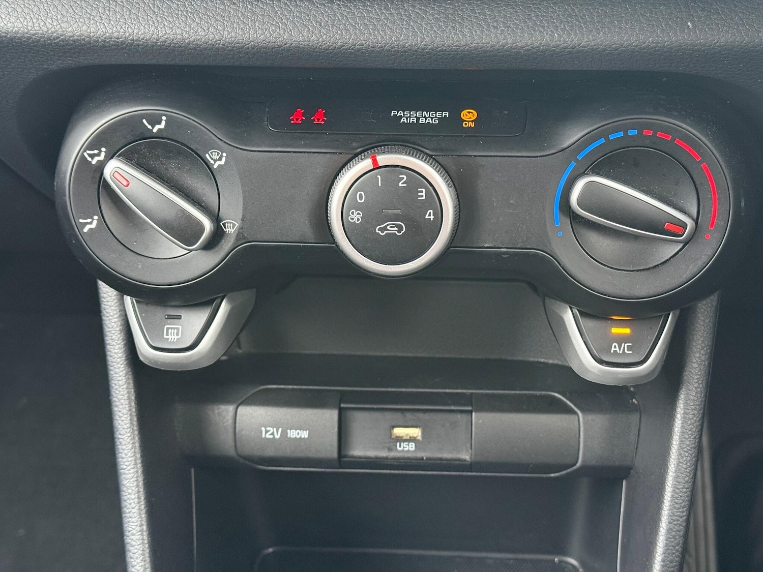 Used Kia Picanto 2022 for sale - 77115889: Photo 32